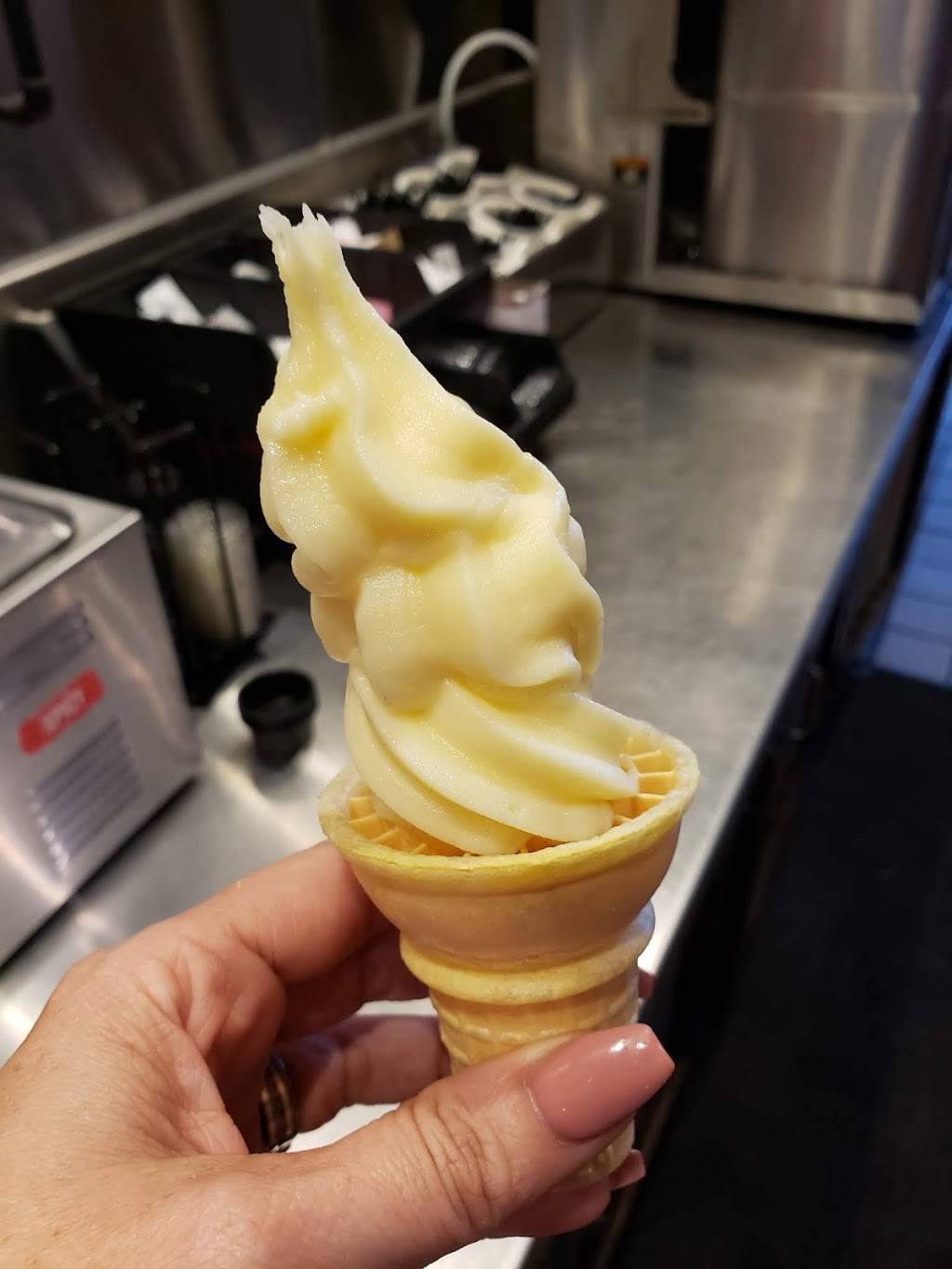 Dickeys Barbecue Pit | restaurant | 3851 Alton Pkwy, Irvine, CA 92606, USA | 6266004257 OR +1 626-600-4257