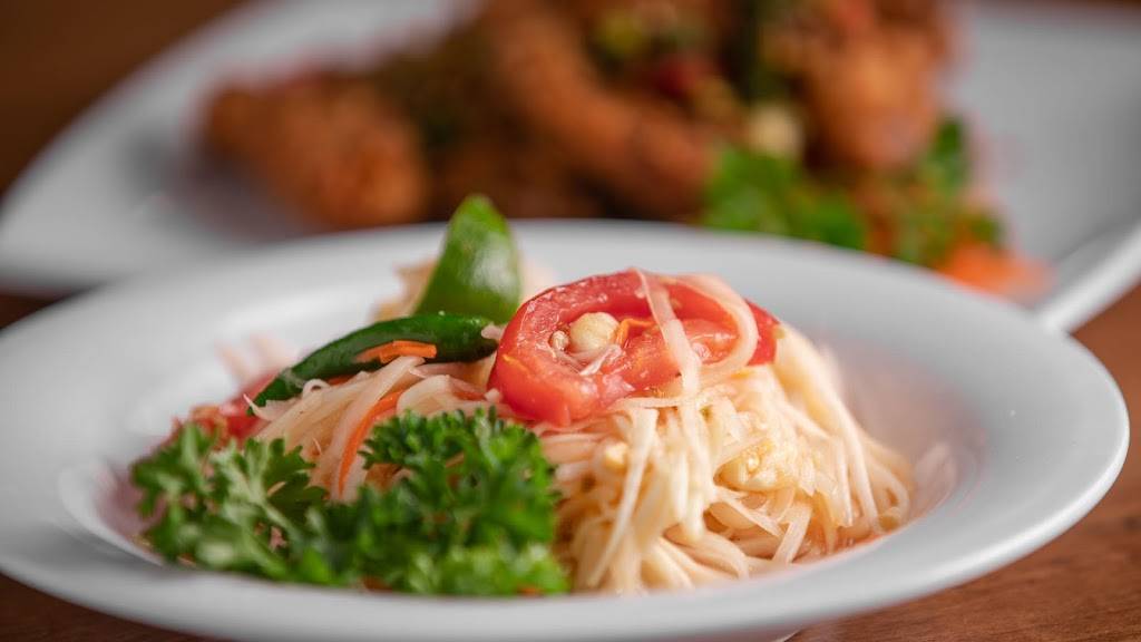 Muay Thai Kitchen | restaurant | 740 Nordahl Rd Ste 118, San Marcos, CA 92069, USA | 7609753232 OR +1 760-975-3232