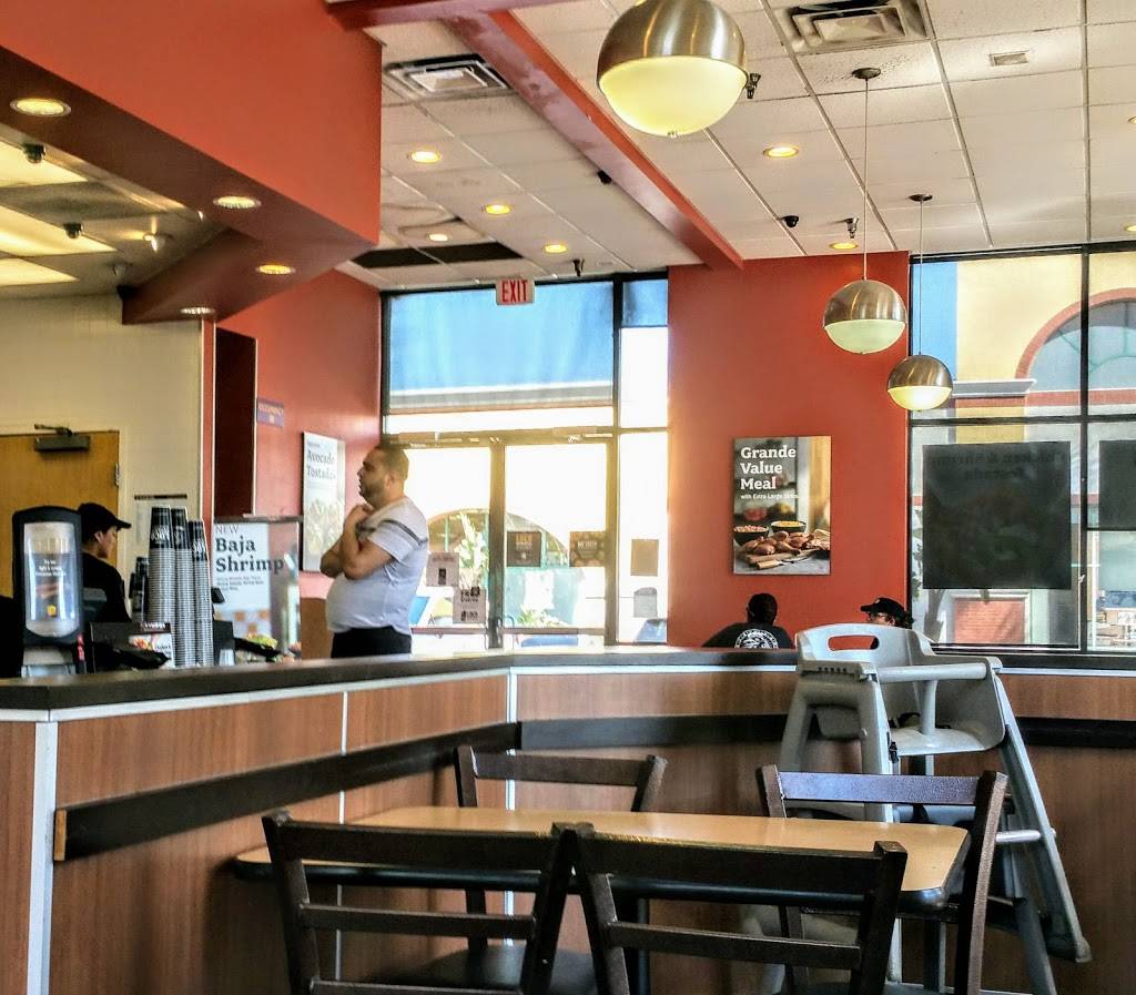 El Pollo Loco | restaurant | 1427 W Glenoaks Blvd, Glendale, CA 91201, USA | 8182401180 OR +1 818-240-1180