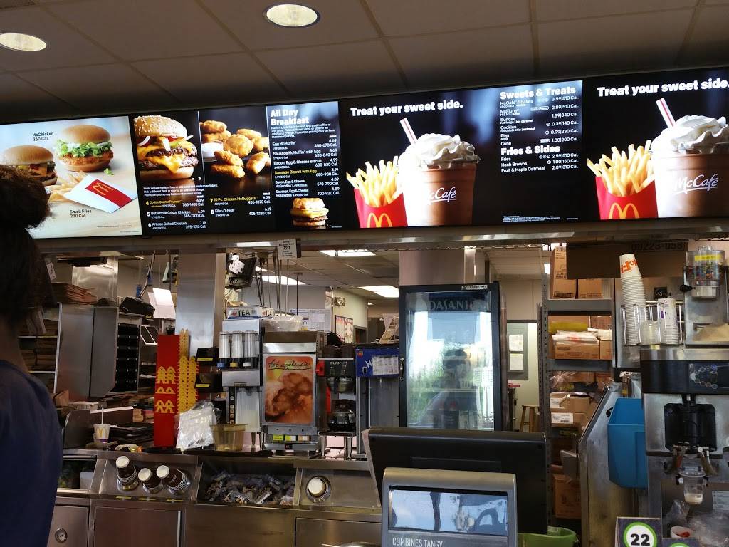 McDonalds | cafe | 1650 Armory Dr, Franklin, VA 23851, USA | 7575627822 OR +1 757-562-7822
