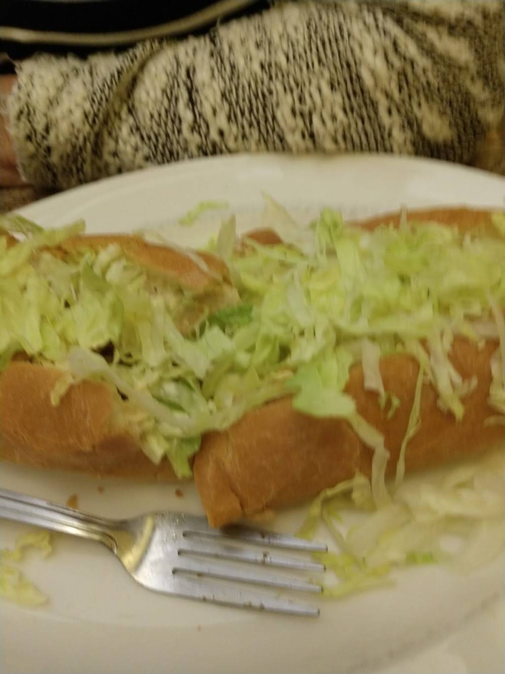 Illianos J&P Pizza | restaurant | 480 Meadow Creek Dr, Westminster, MD 21158, USA | 4108570940 OR +1 410-857-0940