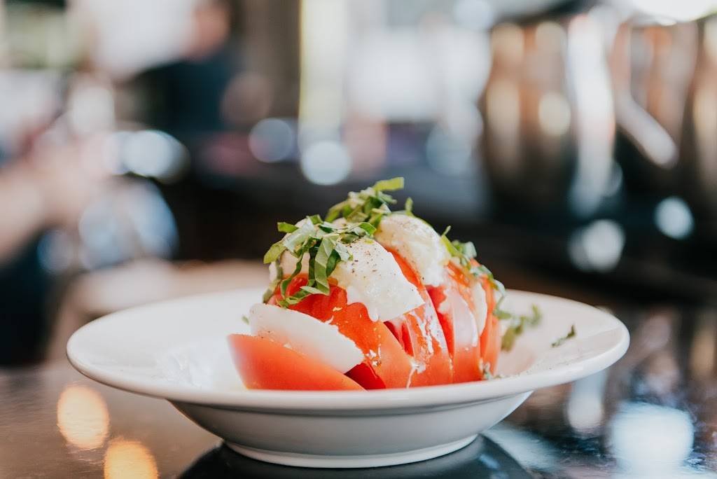 Restaurant Buon Gusto Inc | restaurant | 2495 Boul Saint-Martin Est, Laval, QC H7E 4X6, Canada | 4506635663 OR +1 450-663-5663