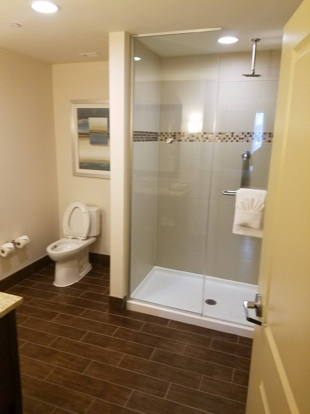 Embassy Suites Hotel & Richard M Wiggins Conference Center | cafe | 4760 Lake Valley Dr, Fayetteville, NC 28303, USA | 9108263600 OR +1 910-826-3600