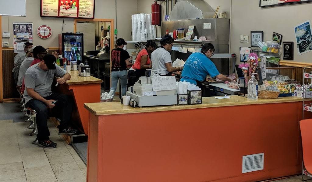 Eds Grill | restaurant | 724 S Madison St, Whiteville, NC 28472, USA | 9106425477 OR +1 910-642-5477