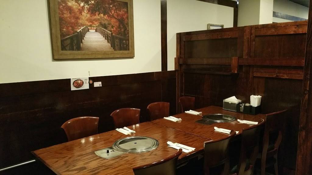 Tree | restaurant | 9504 Long Point Rd, Houston, TX 77055, USA | 8327676818 OR +1 832-767-6818