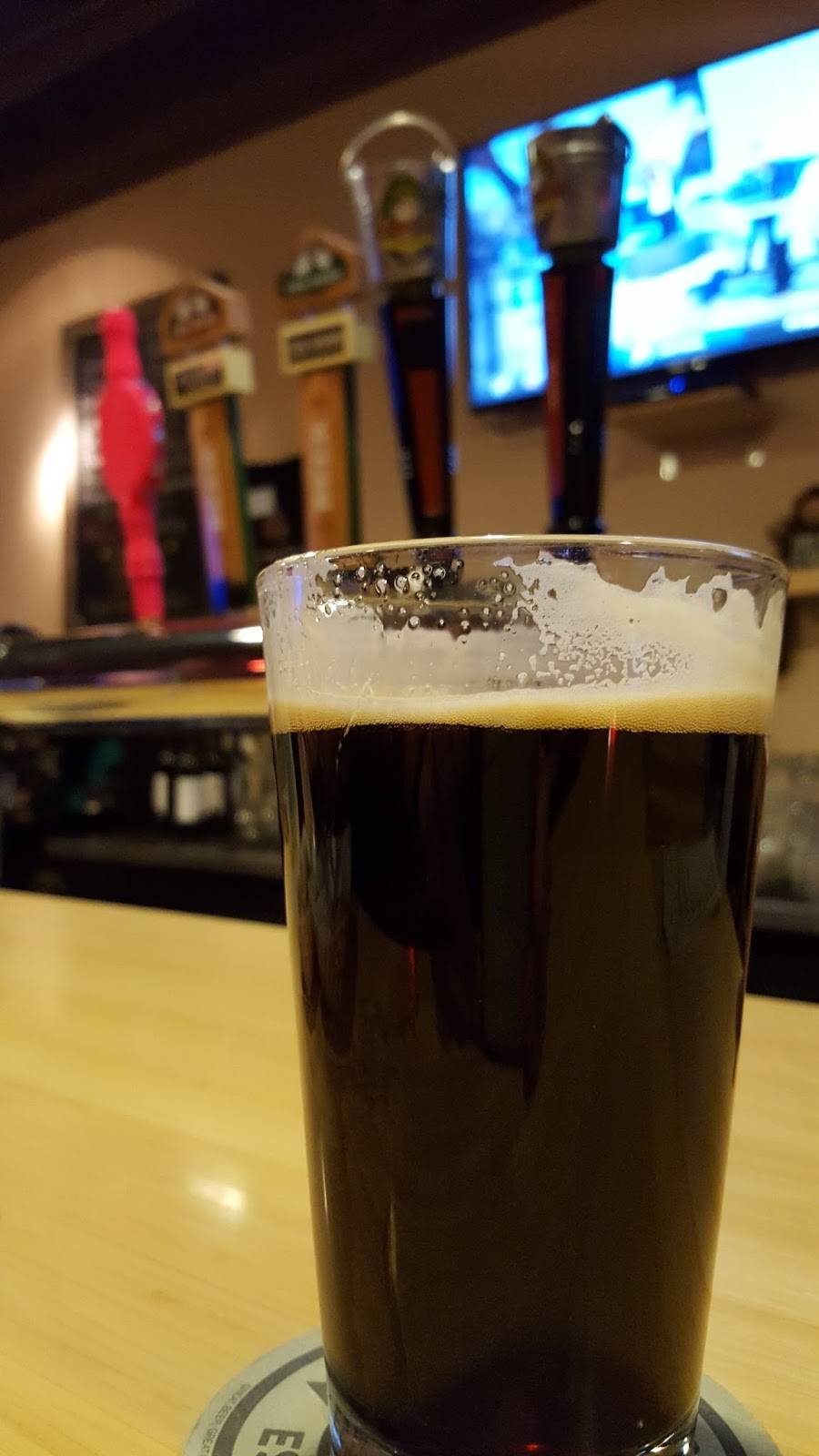 Easy Monkey Taphouse | restaurant | 17537 15th Ave NE B, Shoreline, WA 98155, USA | 2064201326 OR +1 206-420-1326