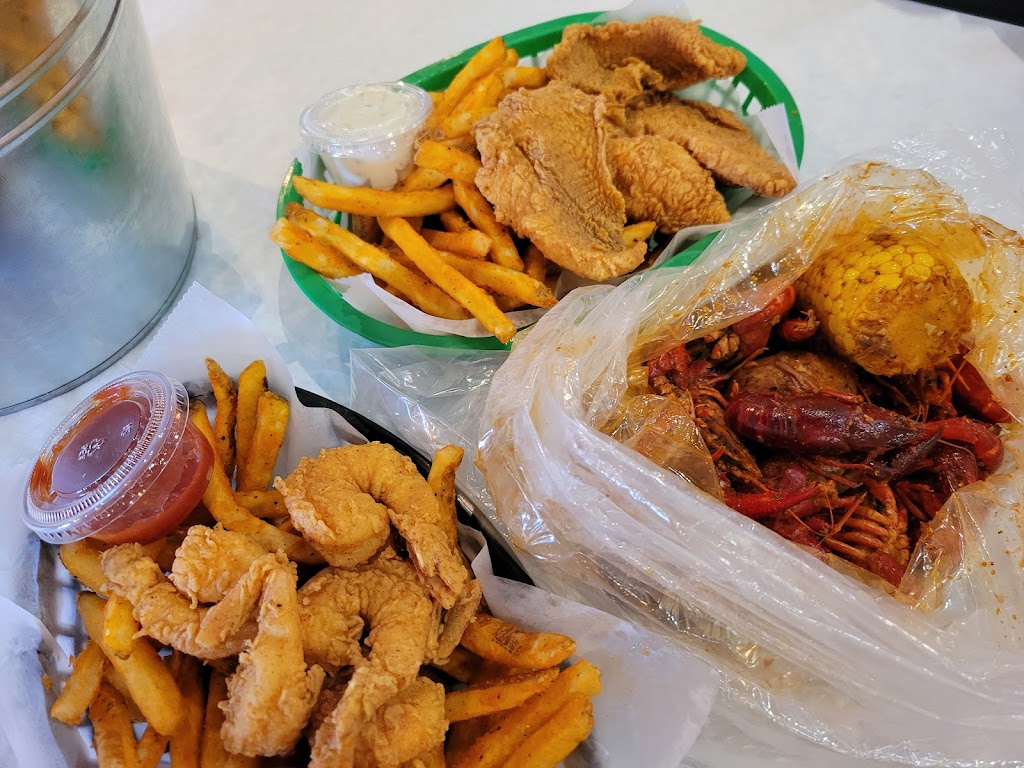 Pier 88 Boiling Seafood & Bar Avondale | restaurant | 10040 W McDowell Rd, Avondale, AZ 85392, USA | 6237424512 OR +1 623-742-4512