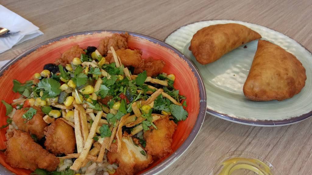 Pollo Campero | restaurant | 50 Fulton Ave, Hempstead, NY 11550, USA | 5162810070 OR +1 516-281-0070