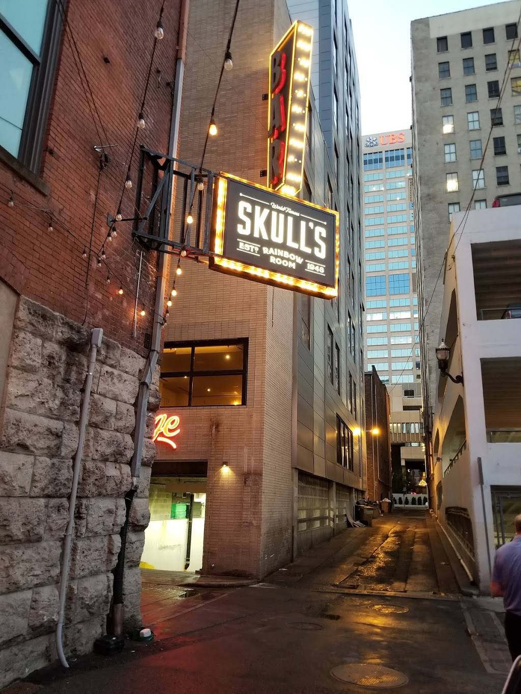 Skulls Rainbow Room | restaurant | 222 Printers Alley, Nashville, TN 37201, USA | 6158109631 OR +1 615-810-9631