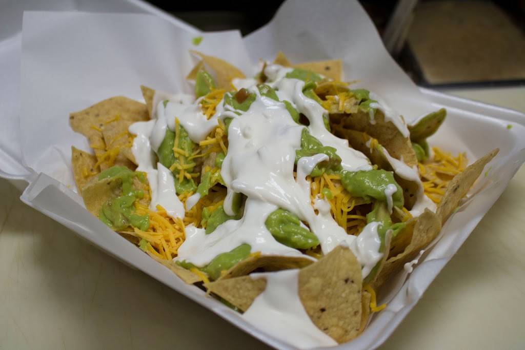 Los Jilbertos Taco Shop Elsinore | restaurant | 29989 Canyon Hills Rd, Lake Elsinore, CA 92532, USA | 9513090148 OR +1 951-309-0148