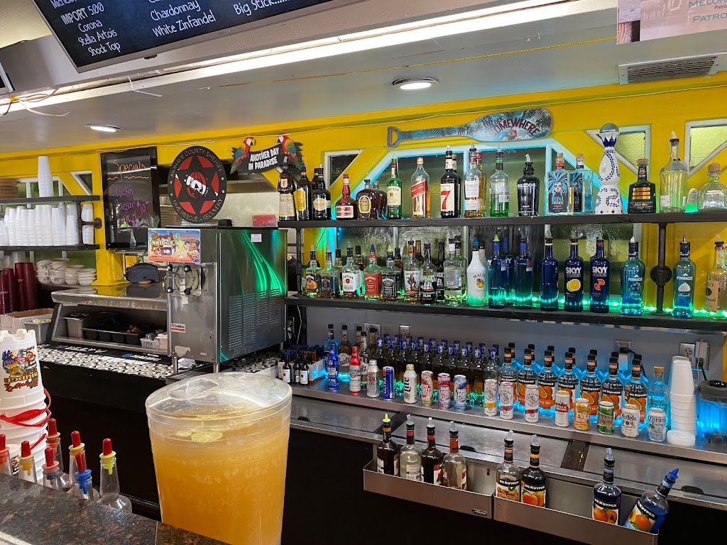 Burgers by the Bridge | restaurant | 410 English Village, Lake Havasu City, AZ 86403, USA | 9283026780 OR +1 928-302-6780