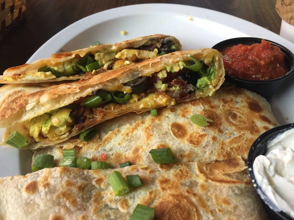 Sidewalk Café | restaurant | 130 W Branch St ste a, Arroyo Grande, CA 93420, USA | 8056682070 OR +1 805-668-2070