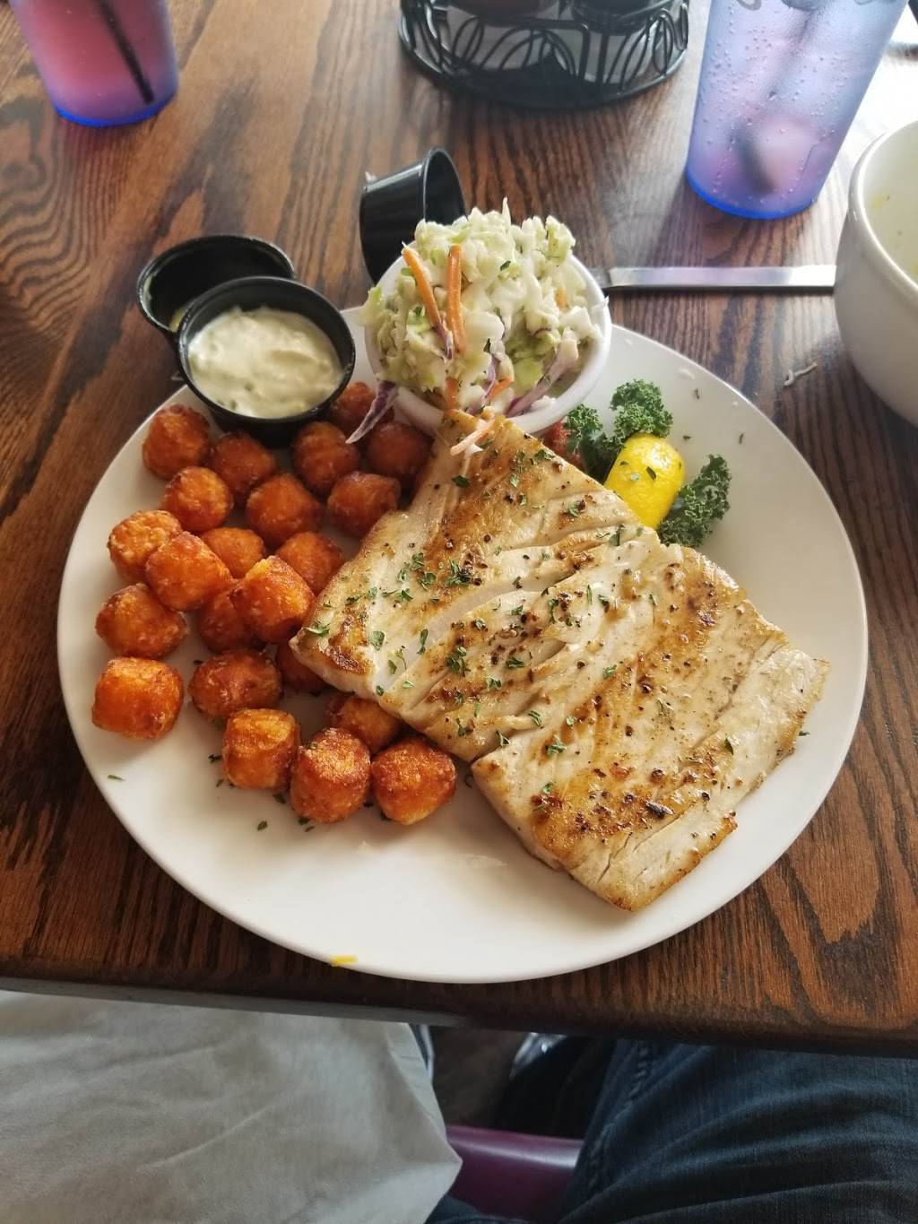 Tillies Tavern | restaurant | 31 E Magnolia Ave, Eustis, FL 32726, USA | 3526027929 OR +1 352-602-7929