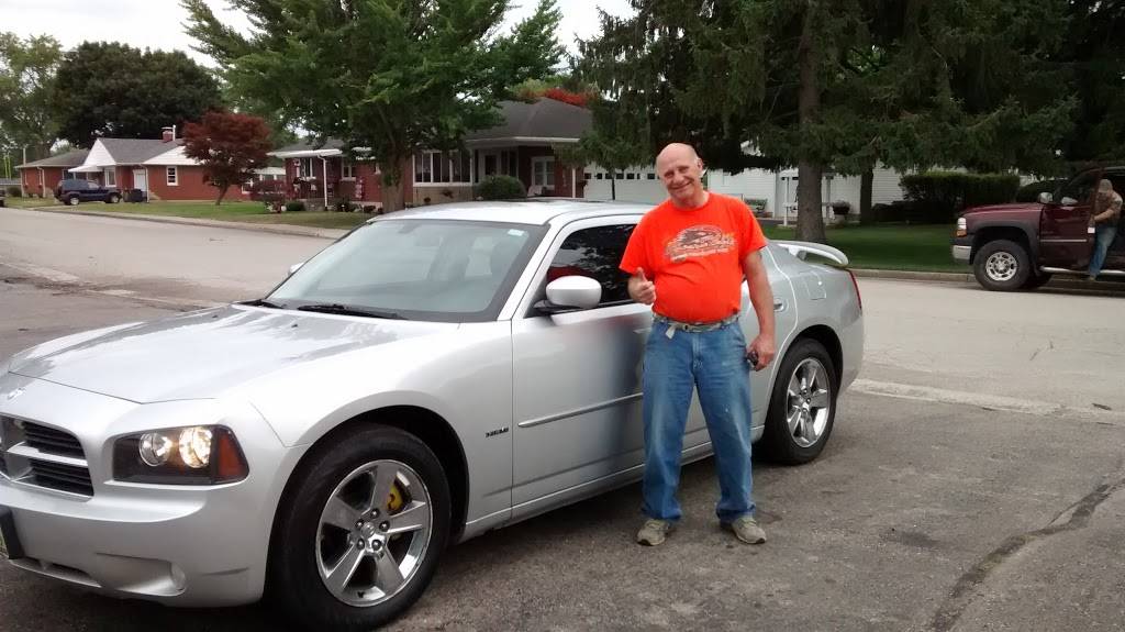 End Zone Sports Lounge | restaurant | 601 E Broadway St, Covington, OH 45318, USA | 9374732433 OR +1 937-473-2433