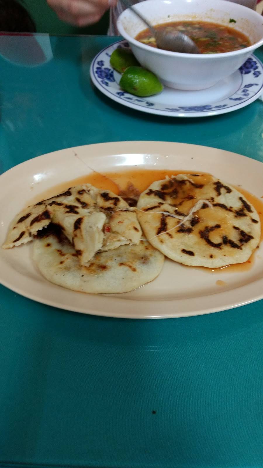 Restaurante y Pupuseria Azucena | restaurant | 2621 Saturn Ave, Huntington Park, CA 90255, USA | 3235810661 OR +1 323-581-0661