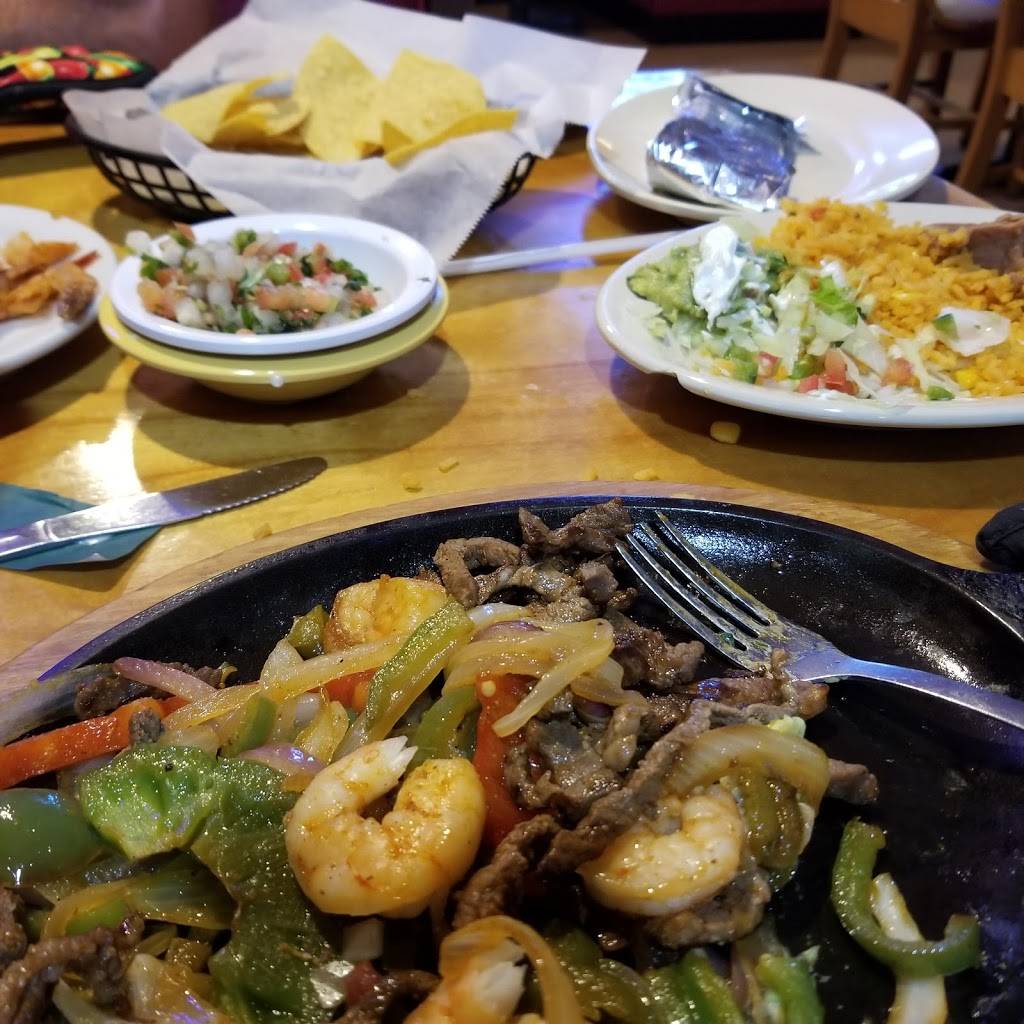 Don Betos Tacos | restaurant | 720 Ricks Rd, Selma, NC 27576, USA | 9192024566 OR +1 919-202-4566