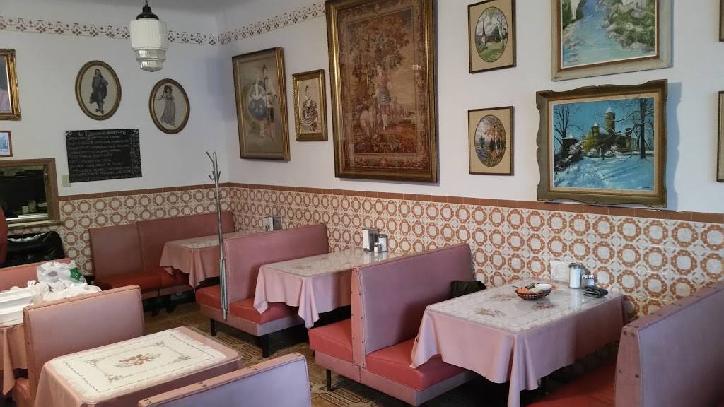 Ukrainian Restaurant | restaurant | 1148 Marion Ave, Windsor, ON N9A 2J4, Canada | 5192533981 OR +1 519-253-3981