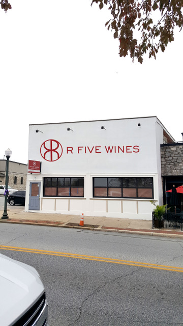 R Five Wines | restaurant | 206 E Lancaster Ave, Downingtown, PA 19335, USA | 4843644504 OR +1 484-364-4504