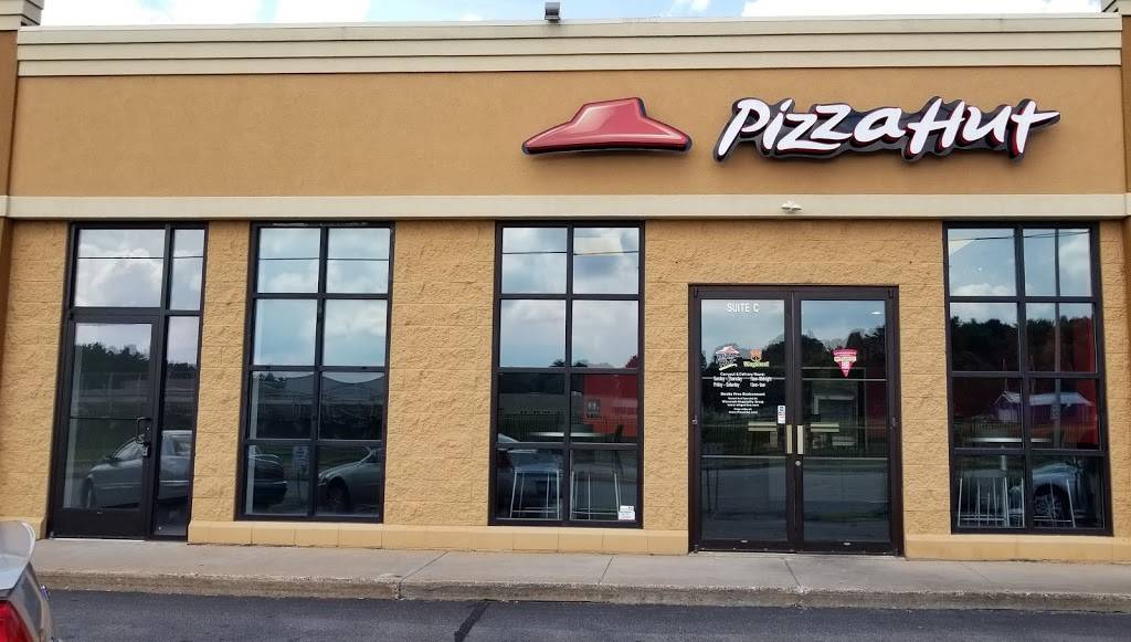 Pizza Hut | meal takeaway | 306 S 17th Ave Suite C, Wausau, WI 54401, USA | 7158425629 OR +1 715-842-5629