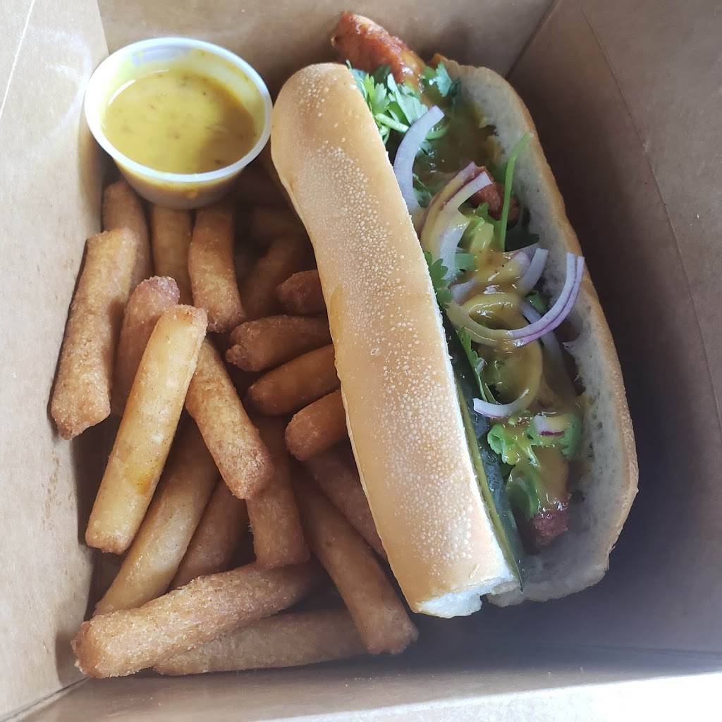 Banh Meee Downtown | restaurant | 126 Ann Uccello St, Hartford, CT 06103, USA | 8603083623 OR +1 860-308-3623