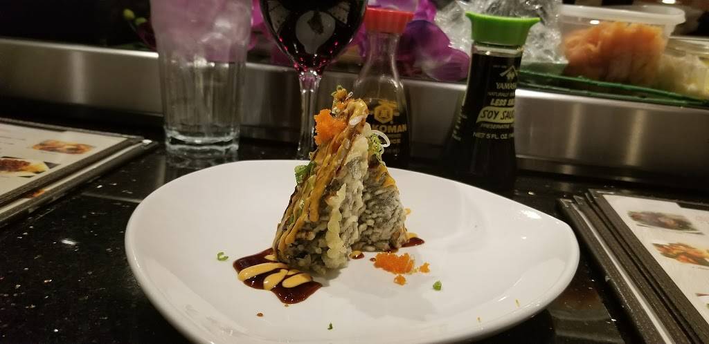 Chens | restaurant | 310 N Hanover St, Carlisle, PA 17013, USA | 7172581238 OR +1 717-258-1238