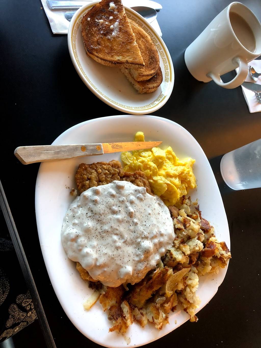 The Village Diner | restaurant | 28149 Miles Rd, Chagrin Falls, OH 44022, USA | 4402481332 OR +1 440-248-1332