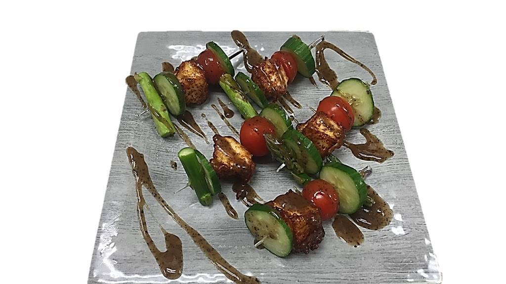 Kruegers | restaurant | N87W16471 Appleton Ave, Menomonee Falls, WI 53051, USA | 2622512340 OR +1 262-251-2340