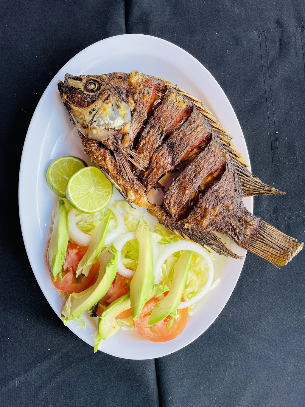 Tacos La Familia Restaurant | restaurant | 800 Hover St, Longmont, CO 80501, USA | 7206732789 OR +1 720-673-2789