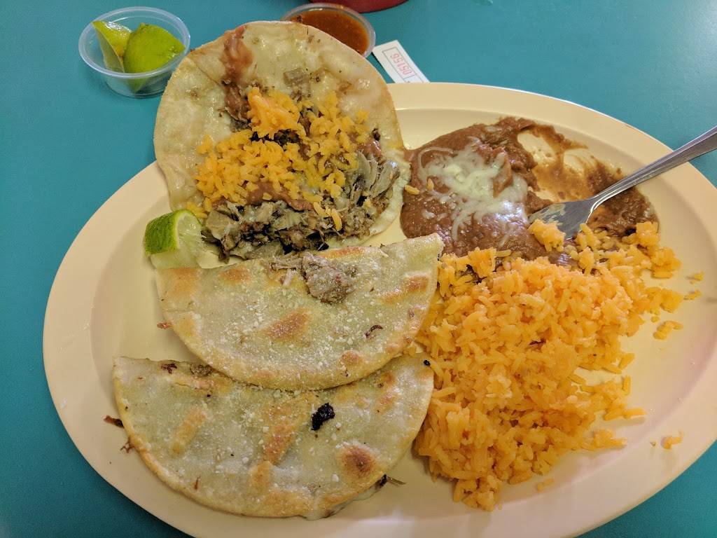 Hecho En Mexico Taqueria | restaurant | 672 Parker Rd, Fairfield, CA 94533, USA | 7074373514 OR +1 707-437-3514