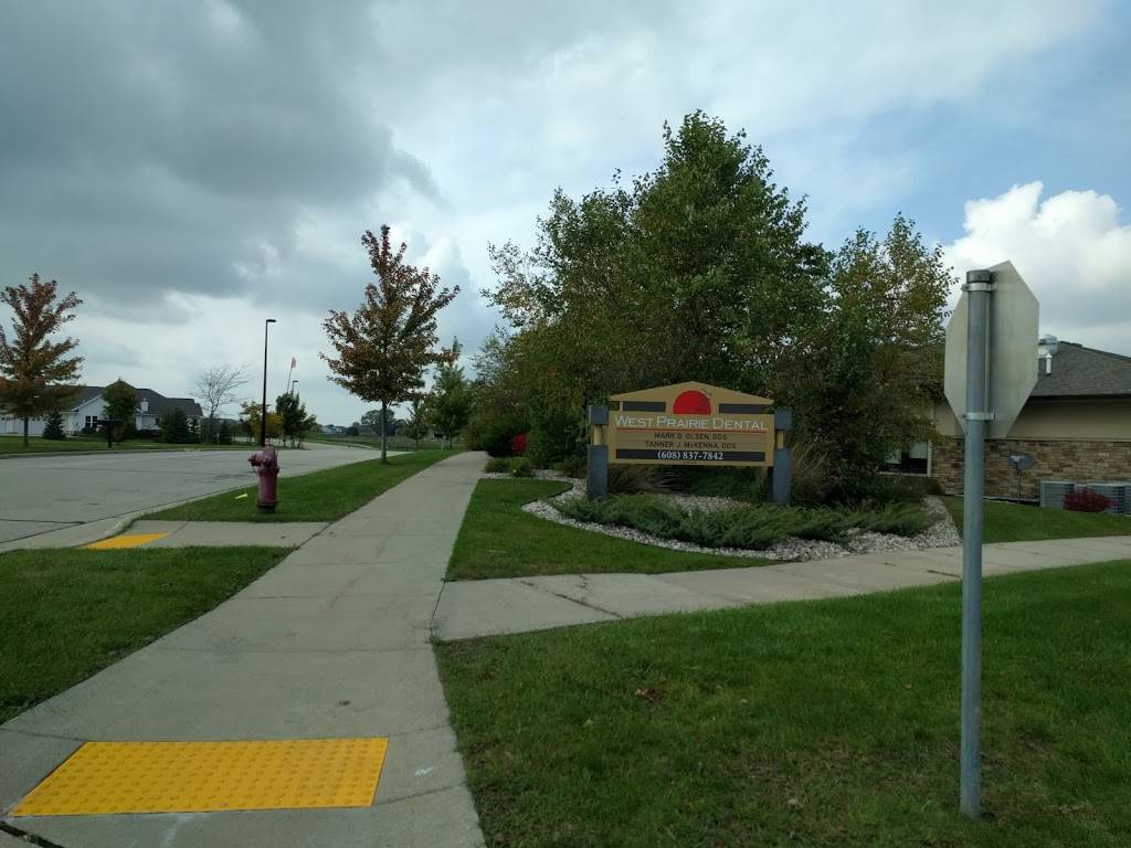 Subway | restaurant | 2681 Windsor St, Sun Prairie, WI 53590, USA | 6088344400 OR +1 608-834-4400