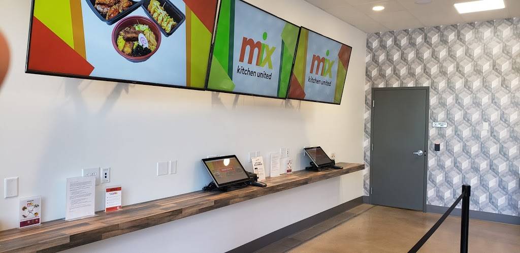 White Castle | restaurant | 7127 E Shea Blvd, Scottsdale, AZ 85254, USA | 4802611490 OR +1 480-261-1490