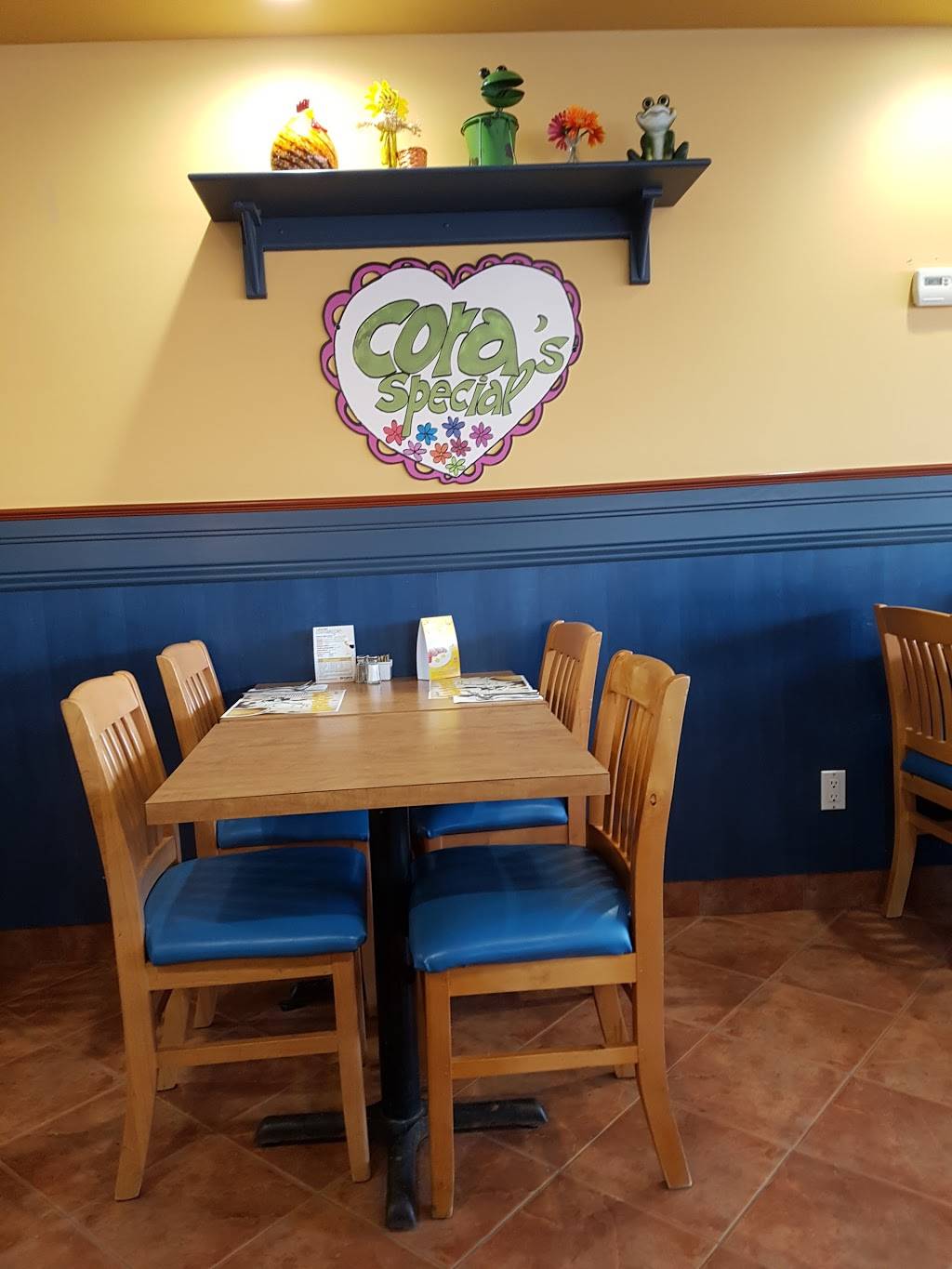 Cora | restaurant | 2629 Alta Vista Dr, Ottawa, ON K1V 7T5, Canada | 6135232672 OR +1 613-523-2672