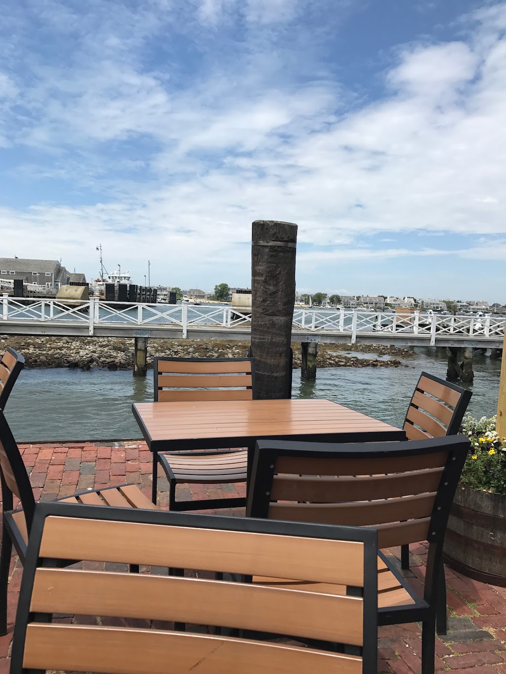 Oath Pizza - Nantucket | meal takeaway | 44 Straight Wharf, Nantucket, MA 02554, USA | 5088255963 OR +1 508-825-5963