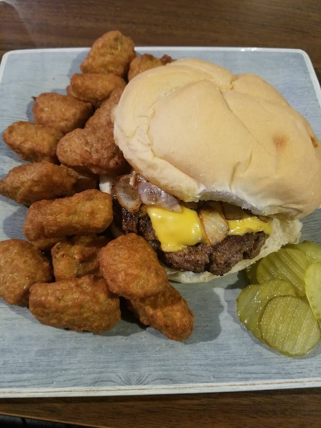 Petticoat Junction | restaurant | 138 Morrow St, Seymour, WI 54165, USA | 9208337783 OR +1 920-833-7783