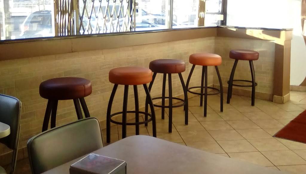 Brodys Fish & Chicken | restaurant | 7127 S State St, Chicago, IL 60619, USA | 8728185020 OR +1 872-818-5020