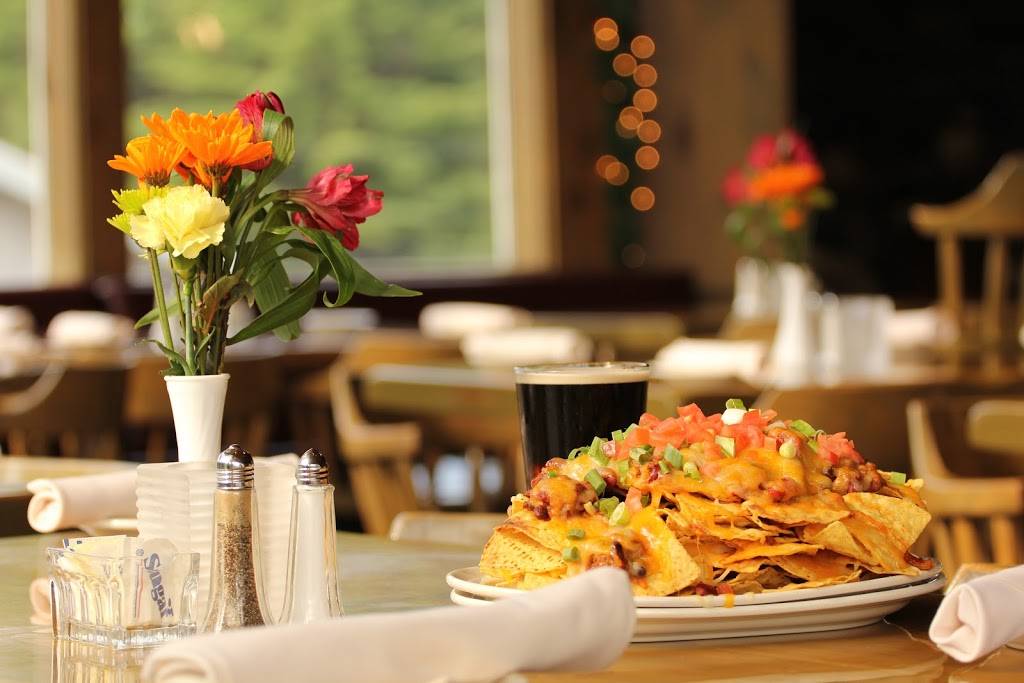 The Outlook at Nashoba Valley | restaurant | 79 Powers Rd, Westford, MA 01886, USA | 9786925700 OR +1 978-692-5700