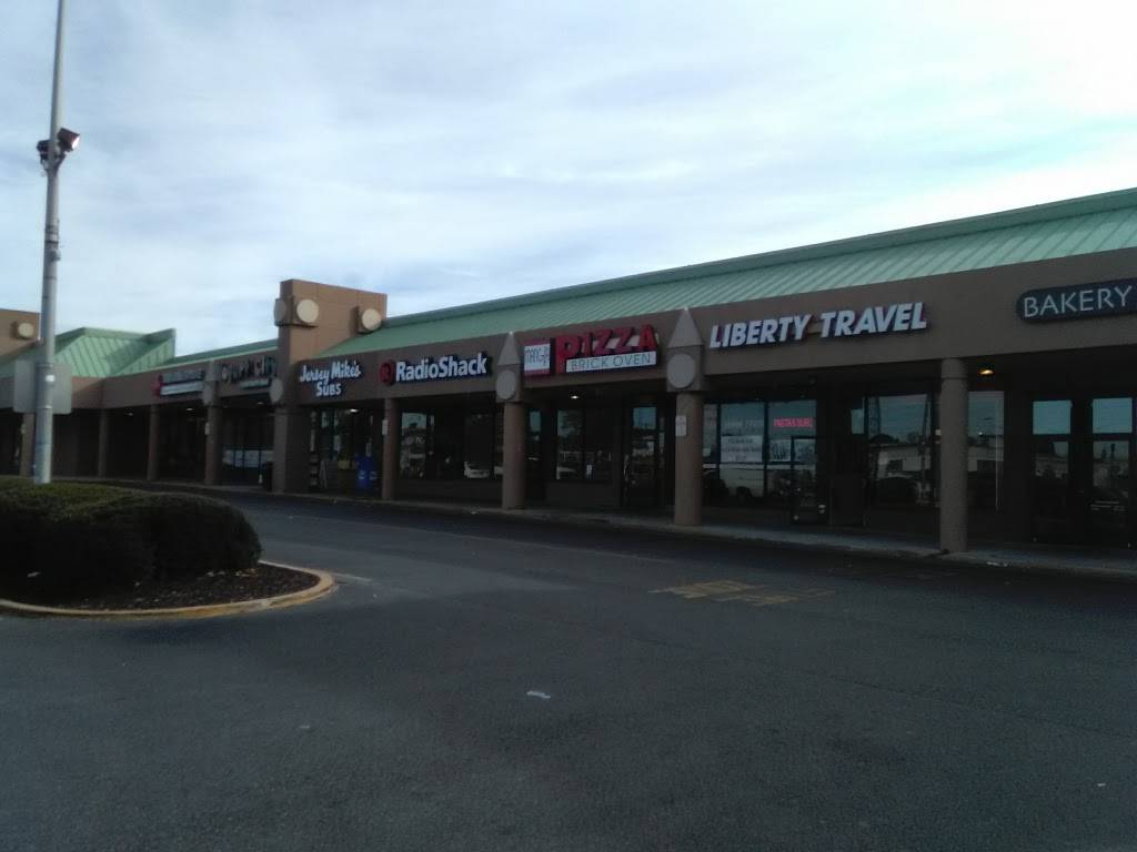 Jersey Mikes Subs | restaurant | 1 NJ-37, Toms River, NJ 08753, USA | 8482212472 OR +1 848-221-2472