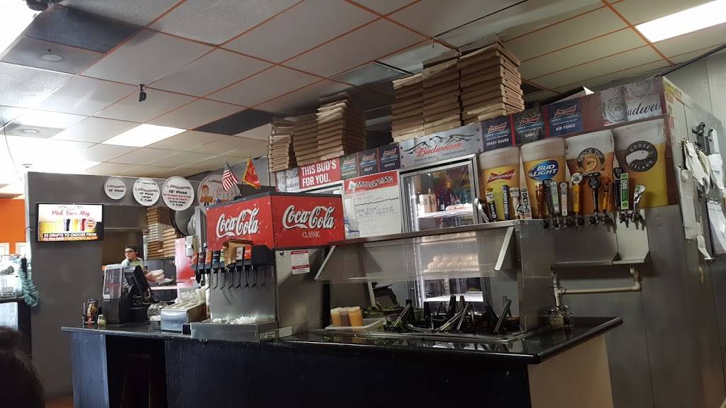 Fatte Alberts Pizza Co | restaurant | 110 E 7th St, Hanford, CA 93230, USA | 5595850220 OR +1 559-585-0220