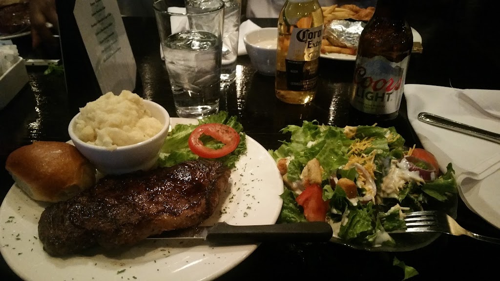 Mulligans Restaurant & Bar | restaurant | 473 Clayton Rd, Raton, NM 87740, USA | 5754458540 OR +1 575-445-8540