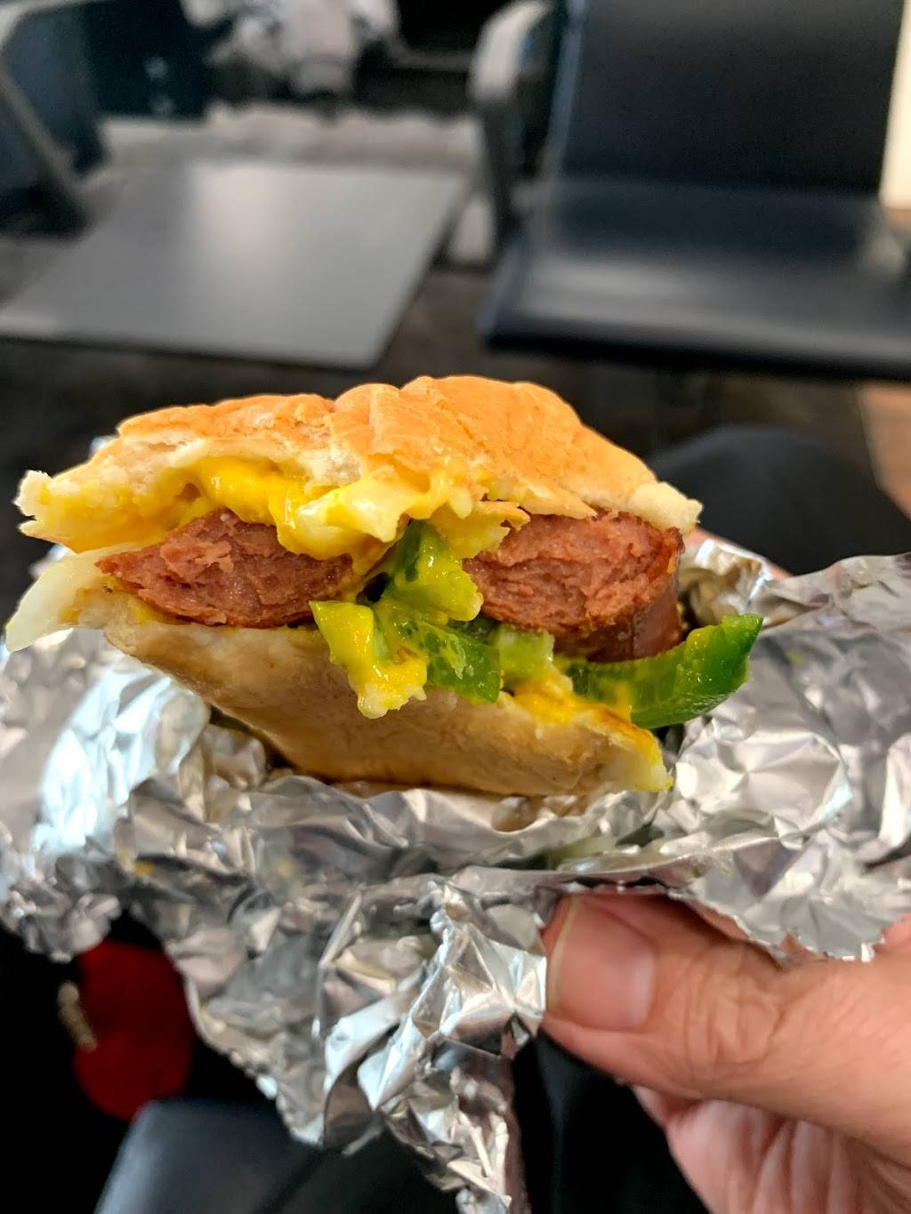 Five Guys | restaurant | ATL D11, 6000 N Terminal Pkwy, Atlanta, GA 30337, USA | 4046840102 OR +1 404-684-0102