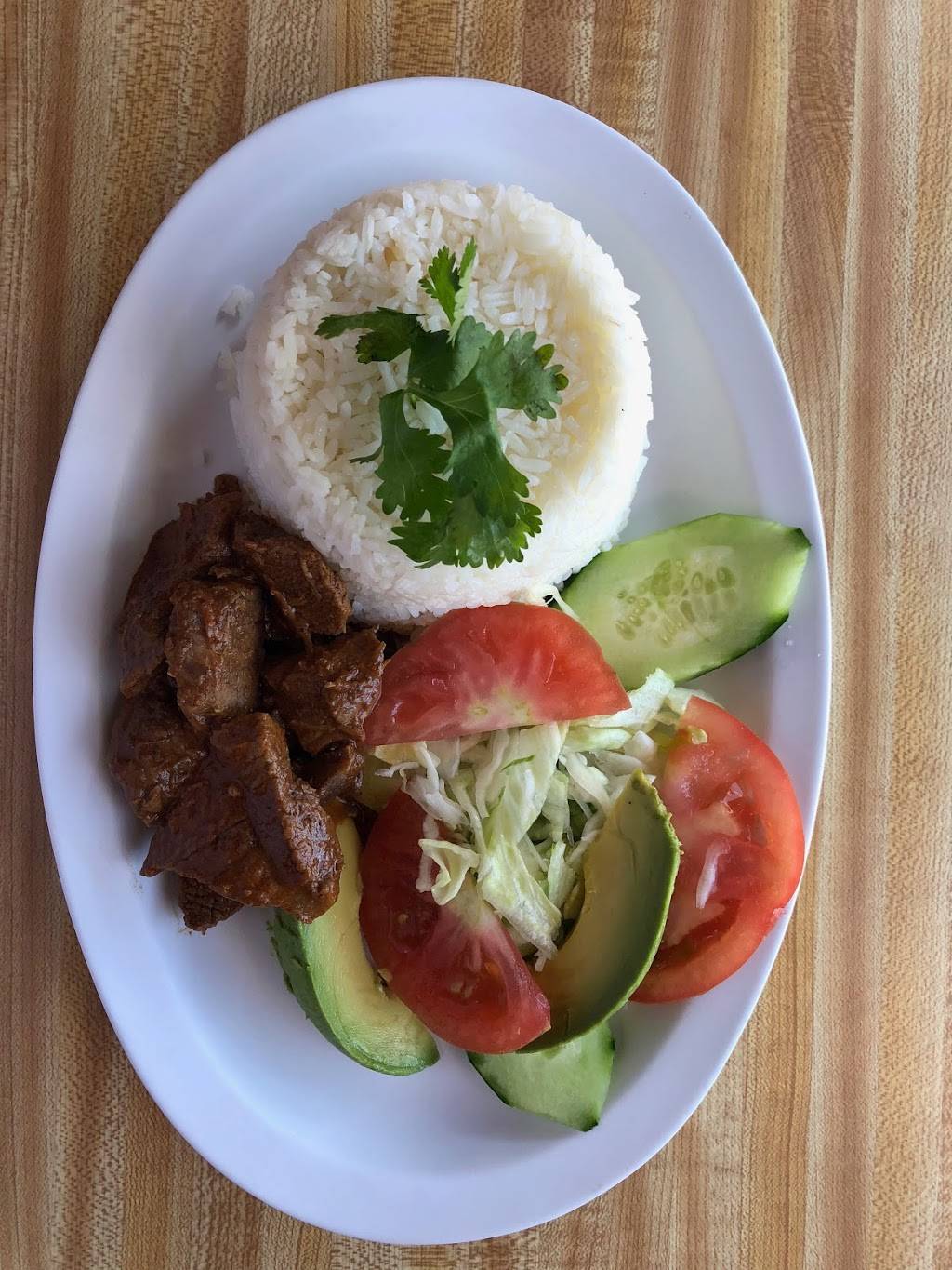 Celias Restaurant | restaurant | 700 Kempton St, New Bedford, MA 02740, USA | 5089935279 OR +1 508-993-5279