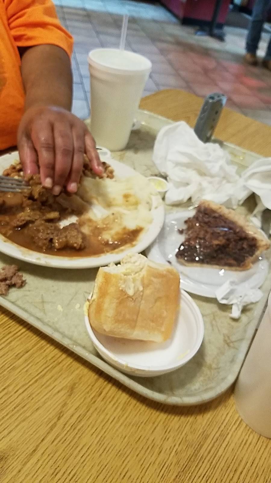 Bestfood Cafeteria | restaurant | 220 E 11th St, Siler City, NC 27344, USA | 9197422475 OR +1 919-742-2475