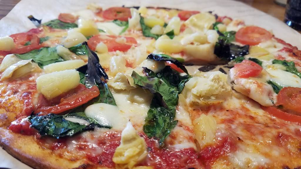 toppt Handcrafted Pizzas + Chopped Salads | restaurant | 379 Professional Ct, New Albany, IN 47150, USA | 8127258891 OR +1 812-725-8891