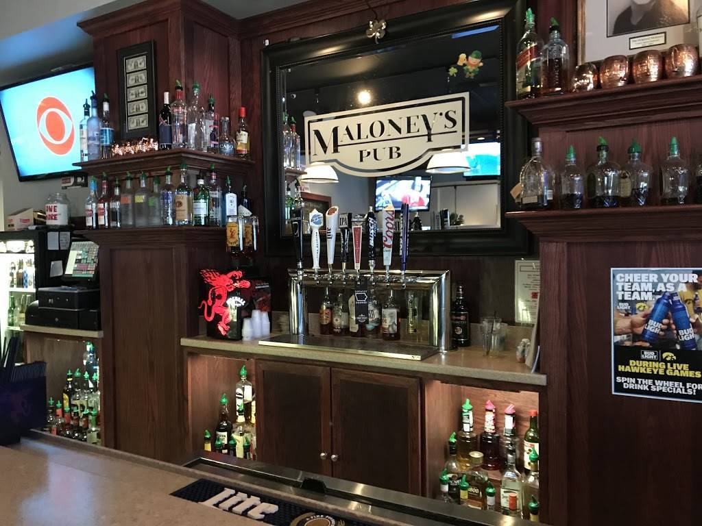 Maloneys Pub | restaurant | 239 N 2nd St, Eldridge, IA 52748, USA | 5632857675 OR +1 563-285-7675