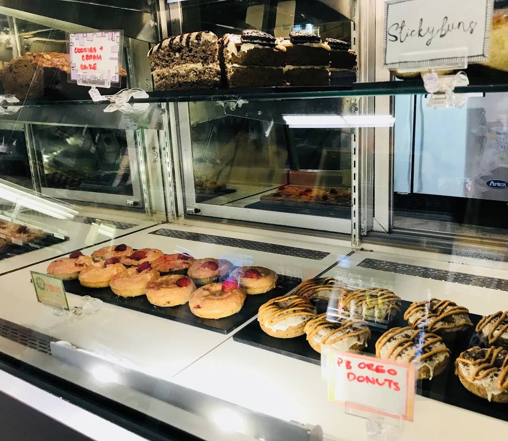 Farmacy Vegan Kitchen + Bakery | bakery | 803 N Tampa St, Tampa, FL 33602, USA | 7866811644 OR +1 786-681-1644