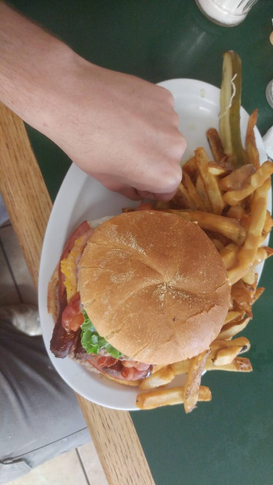 The Whistling Kettle | restaurant | 11700 County Rd 42, Tecumseh, ON N8N 2M1, Canada | 5199790171 OR +1 519-979-0171