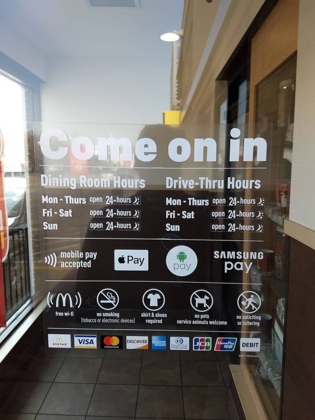 McDonalds | cafe | 1600 S Hamilton Cir, Olathe, KS 66061, USA | 9137687431 OR +1 913-768-7431