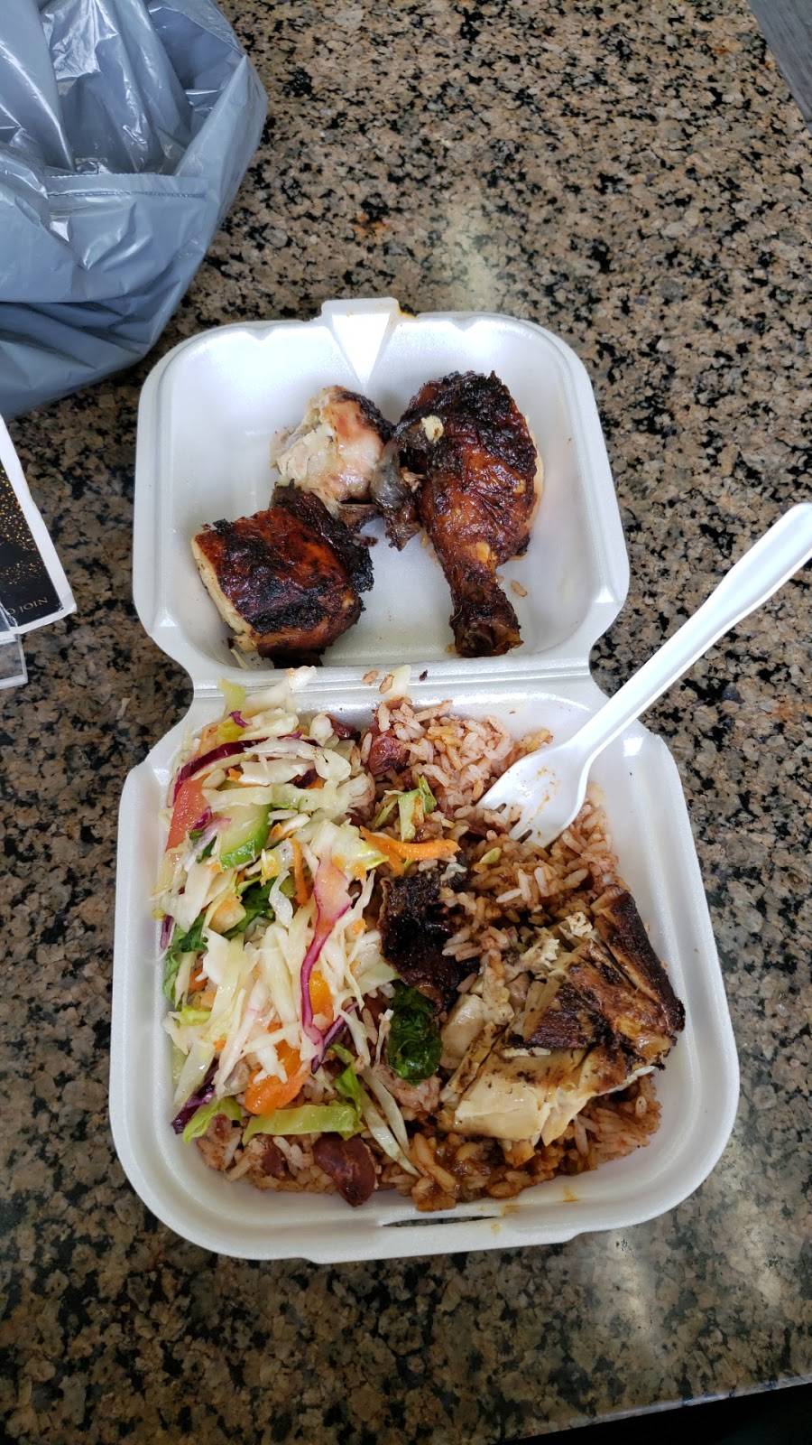 Jerkhouse | restaurant | 6210 Finch Ave W, Etobicoke, ON M9V 0A1, Canada | 4167440814 OR +1 416-744-0814