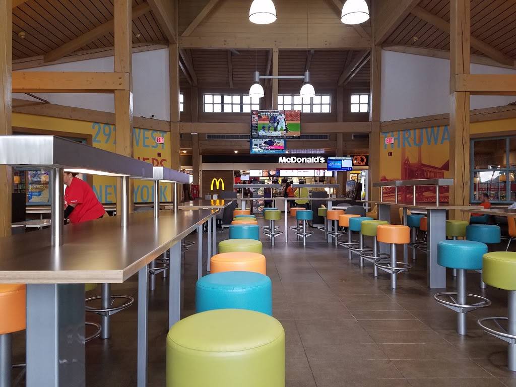 McDonalds | cafe | 2660 Brickyard Rd, Warners, NY 13164, USA | 3156723951 OR +1 315-672-3951
