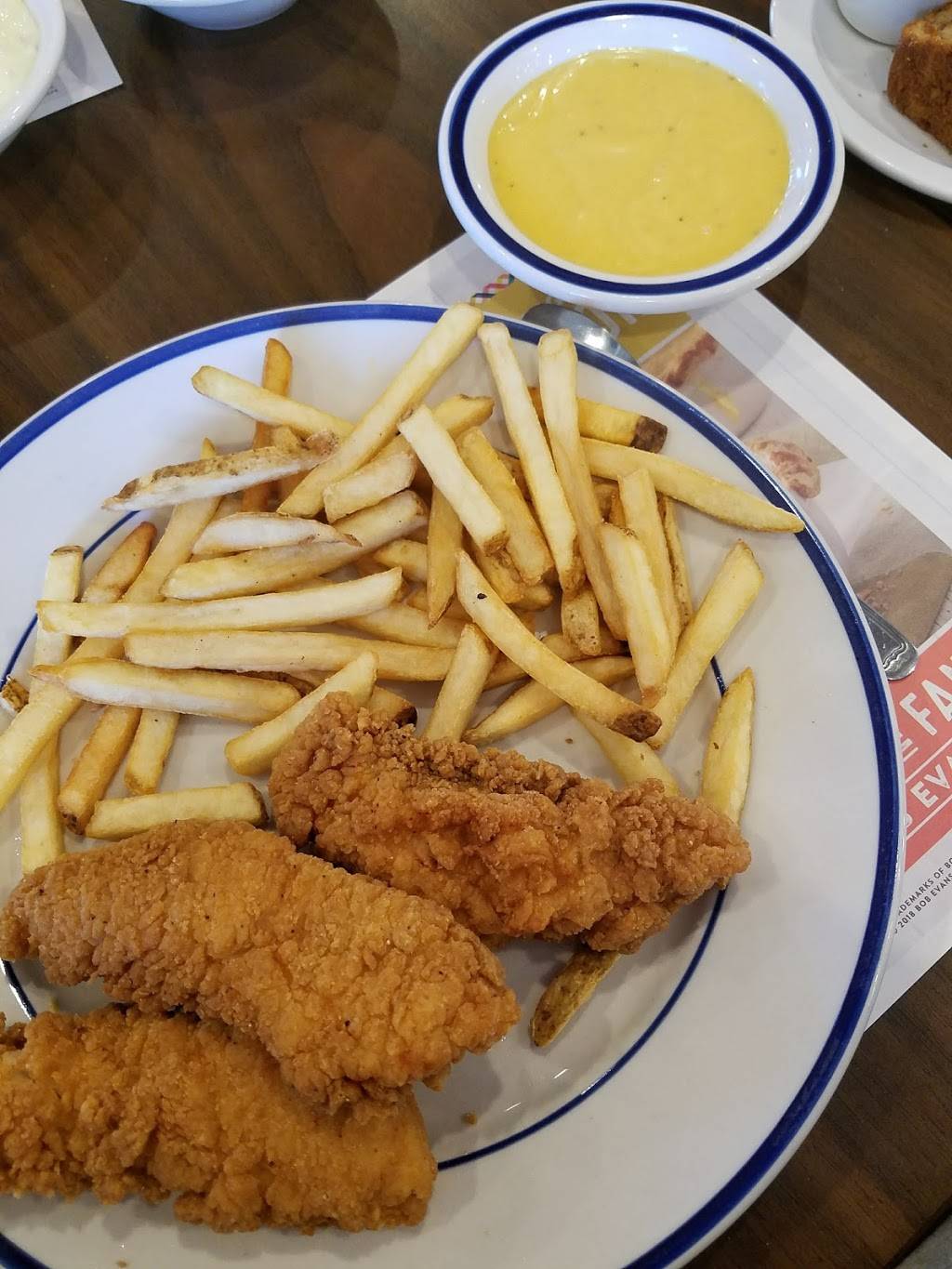 Bob Evans | meal takeaway | 1964 US 31 N, Traverse City, MI 49684, USA | 2319381005 OR +1 231-938-1005